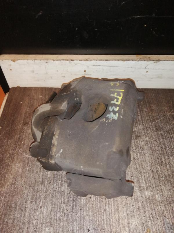 Pinza freni anteriore sinistra