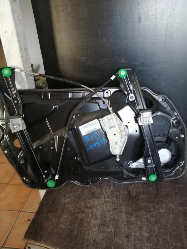 Alzacristalli elettrico anteriore destro