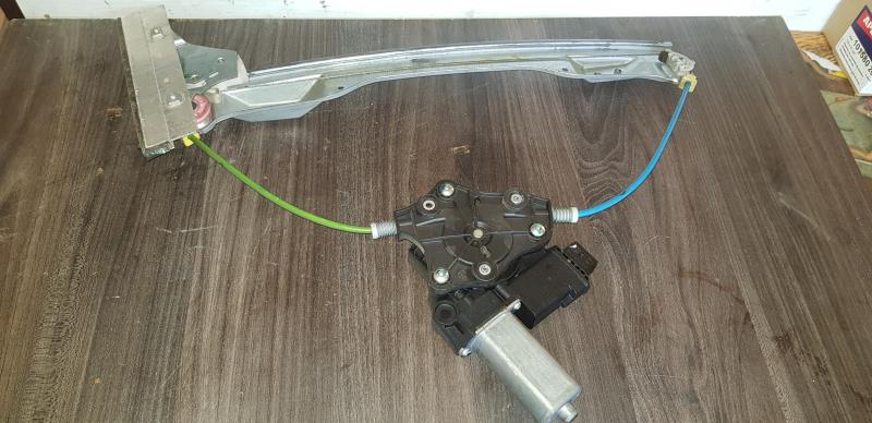 Leve vitre electrique avant gauche