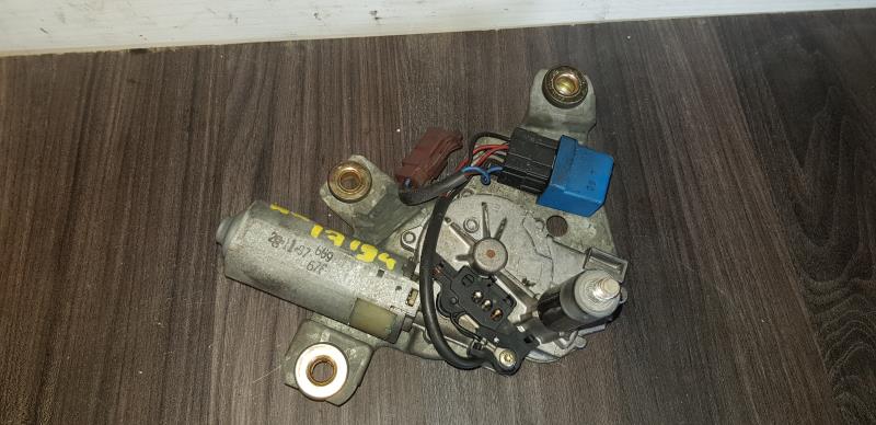 Moteur essuie glace arriere