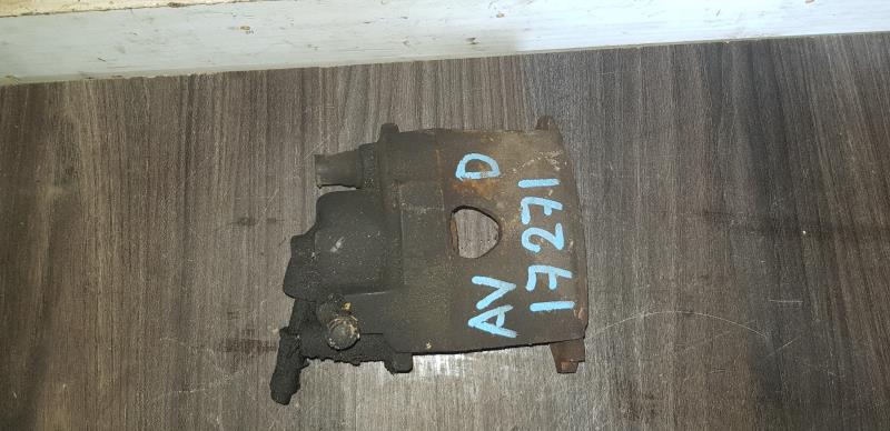 Pinza freni anteriore destra