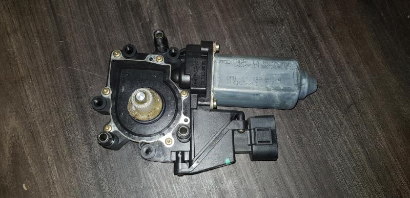 Moteur leve vitre avant gauche