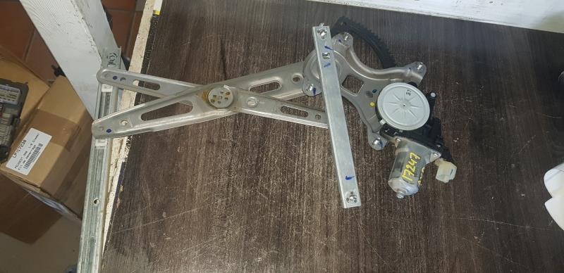Leve vitre electrique avant droit