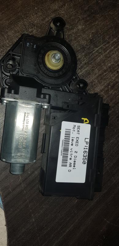 Moteur leve vitre arriere droit