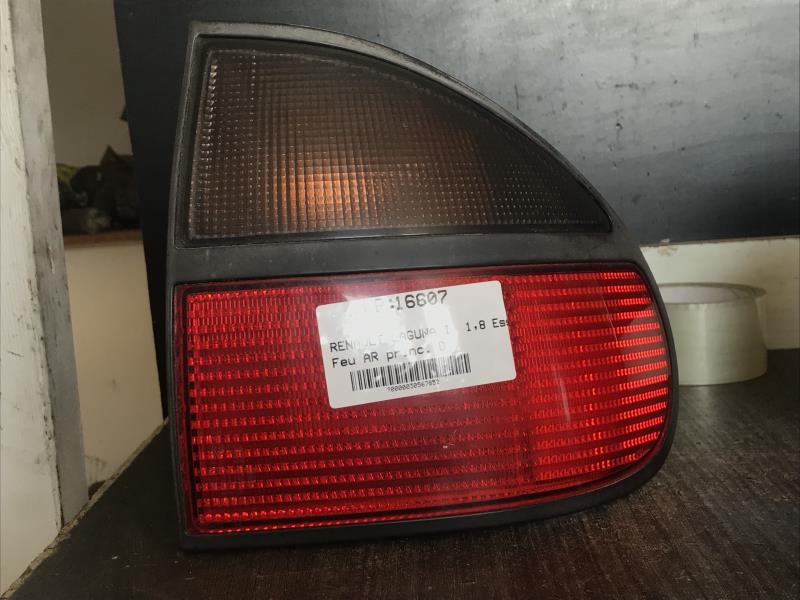 Fanale posteriore principale destro (luci)