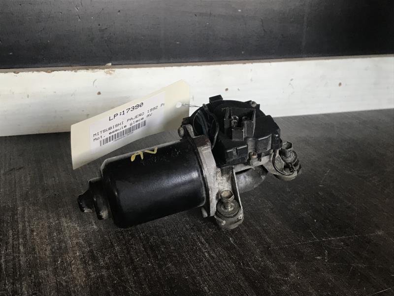 Moteur essuie glace avant