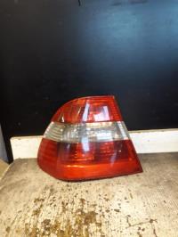 Fanale posteriore principale sinistro (luci)