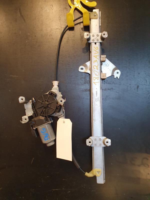 Leve vitre electrique avant gauche