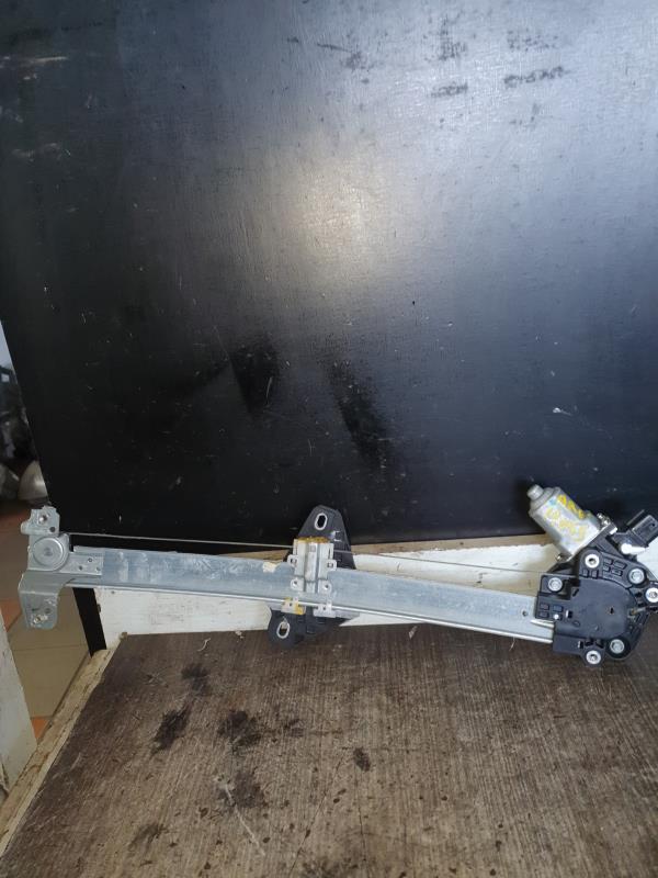Leve vitre electrique arriere gauche