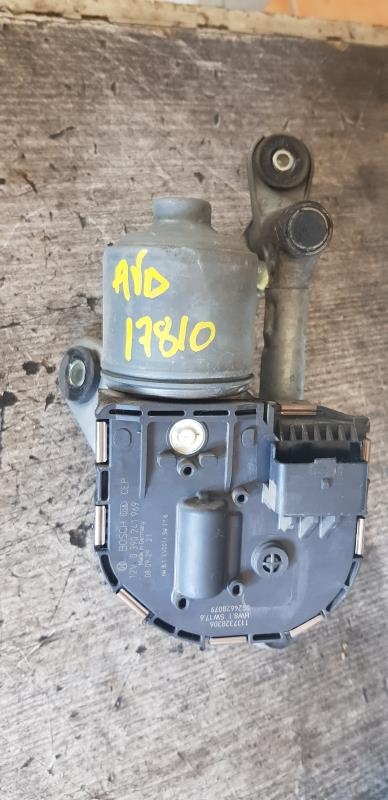 Moteur essuie glace avant droit