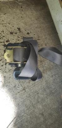 Ceinture avant droit