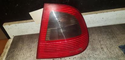 Fanale posteriore principale destro (luci)