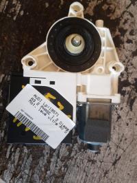 Motor de elevalunas delantero derecho