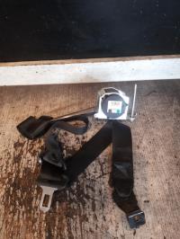 Ceinture avant droit
