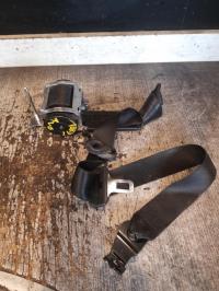 Ceinture avant gauche