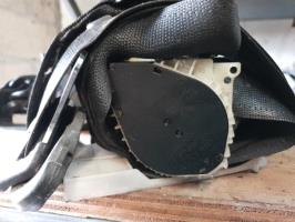 Ceinture avant droit
