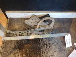 Leve vitre electrique avant gauche