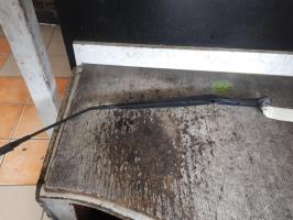 Bras essuie glace avant droit