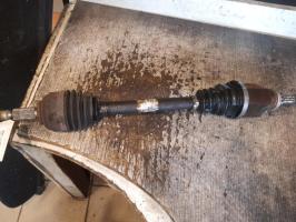 Cardan gauche (transmission)