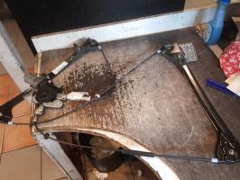 Leve vitre electrique avant gauche
