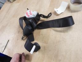 Ceinture arriere droit