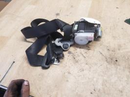 Cinturón de seguridad delantero izquierdo