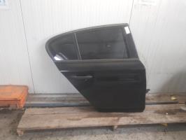 Puerta trasera derecha