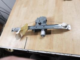 Leve vitre electrique avant gauche
