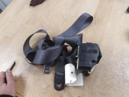 Ceinture arriere droit