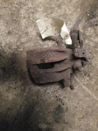 Etrier arriere droit (freinage)