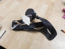 Ceinture avant droit