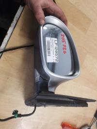 Retrovisor izquierdo