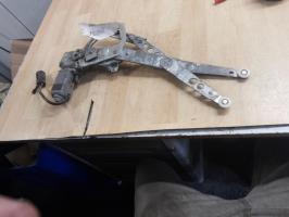 Leve vitre electrique avant droit