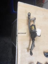 Motore tergicristallo anteriore