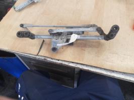 Moteur essuie glace avant