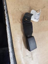 Attache ceinture arriere gauche