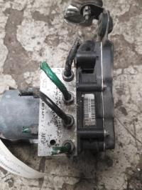 Blocco ABS (antibloccaggio freni)