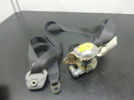 Ceinture arriere droit