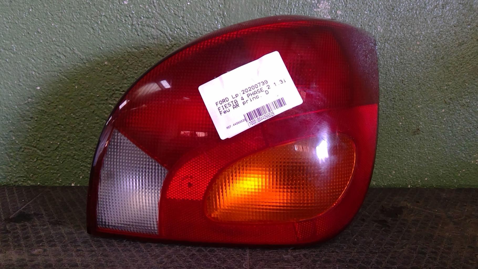 Fanale posteriore principale destro (luci)