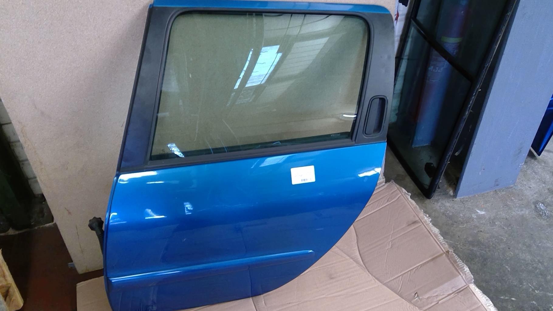 Porte arriere gauche