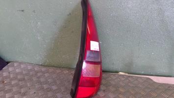 Fanale posteriore principale destro (luci)
