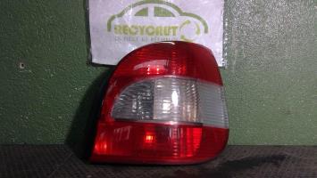 Fanale posteriore principale destro (luci)