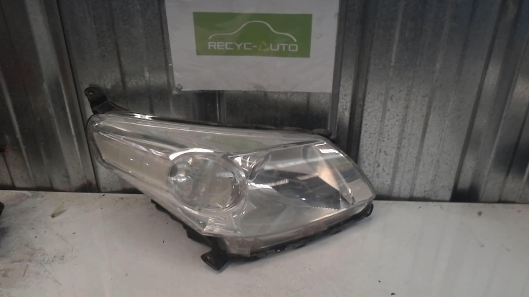 Gruppo ottico anteriore principale destro (luci)(faro)