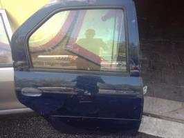 Puerta trasera derecha