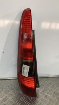 Fanale posteriore principale sinistro (luci)