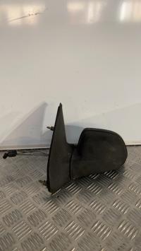 Retrovisor izquierdo