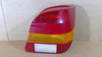 Fanale posteriore principale destro (luci)