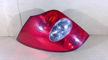 Fanale posteriore principale sinistro (luci)