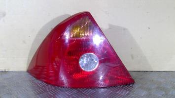 Fanale posteriore principale sinistro (luci)