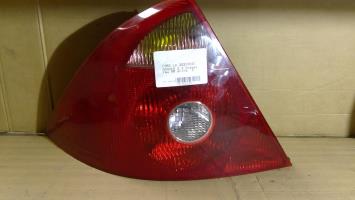 Fanale posteriore principale sinistro (luci)